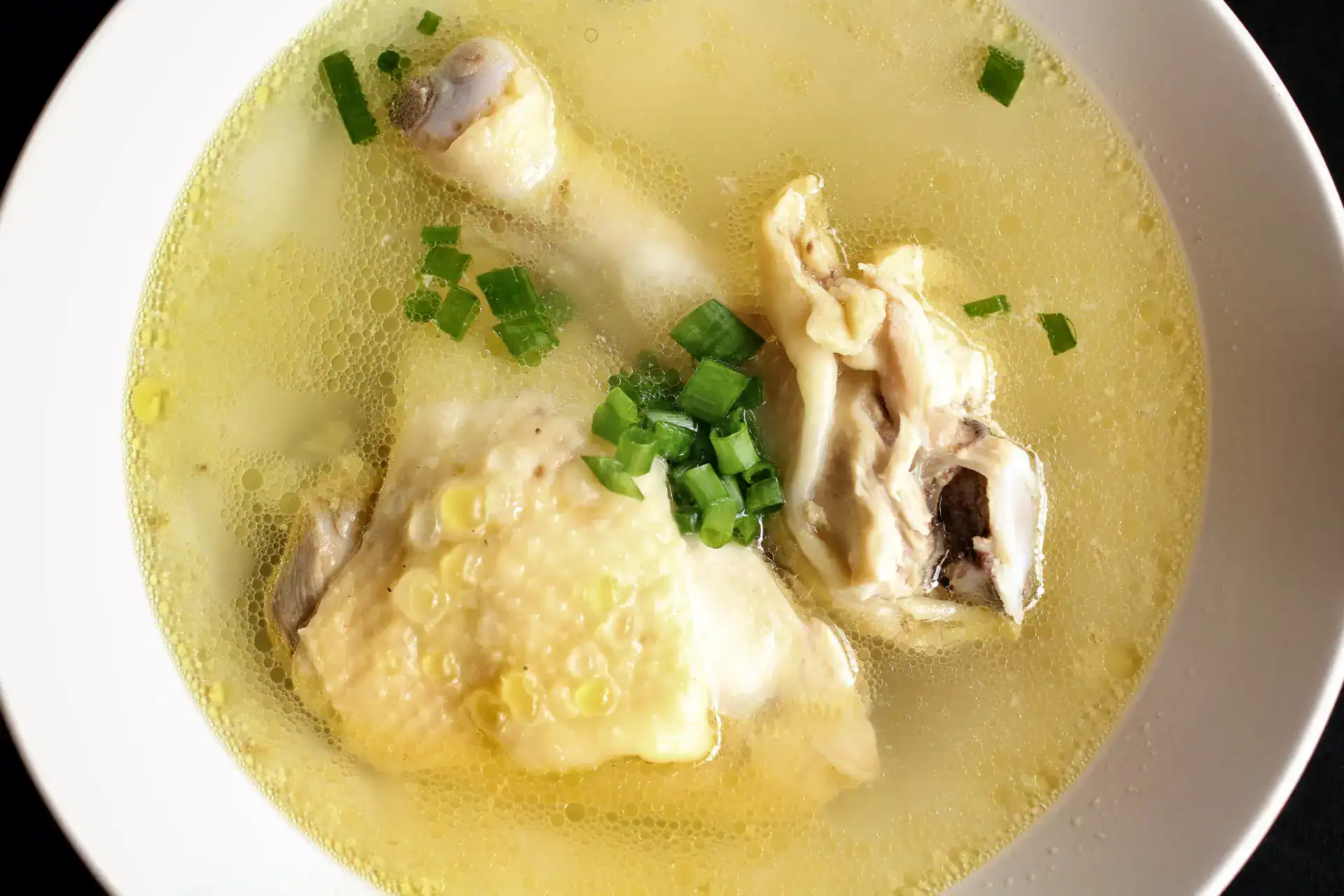 【好喝的雞湯食譜】10 道家常雞湯料理，簡單煮就暖胃又營養