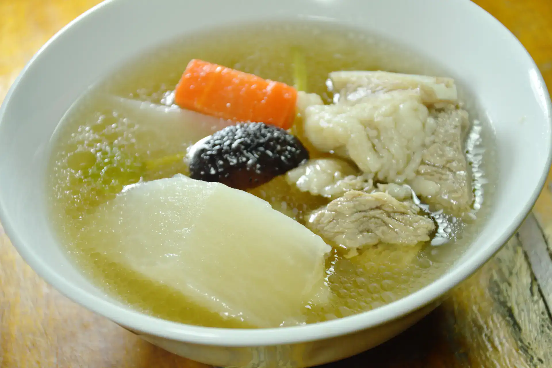 【好喝的雞湯食譜】10 道家常雞湯料理，簡單煮就暖胃又營養